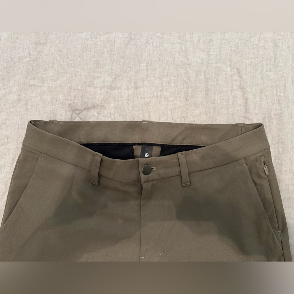 Lululemon Men's Dress Pant/ Trouser - Picture 3 of 4